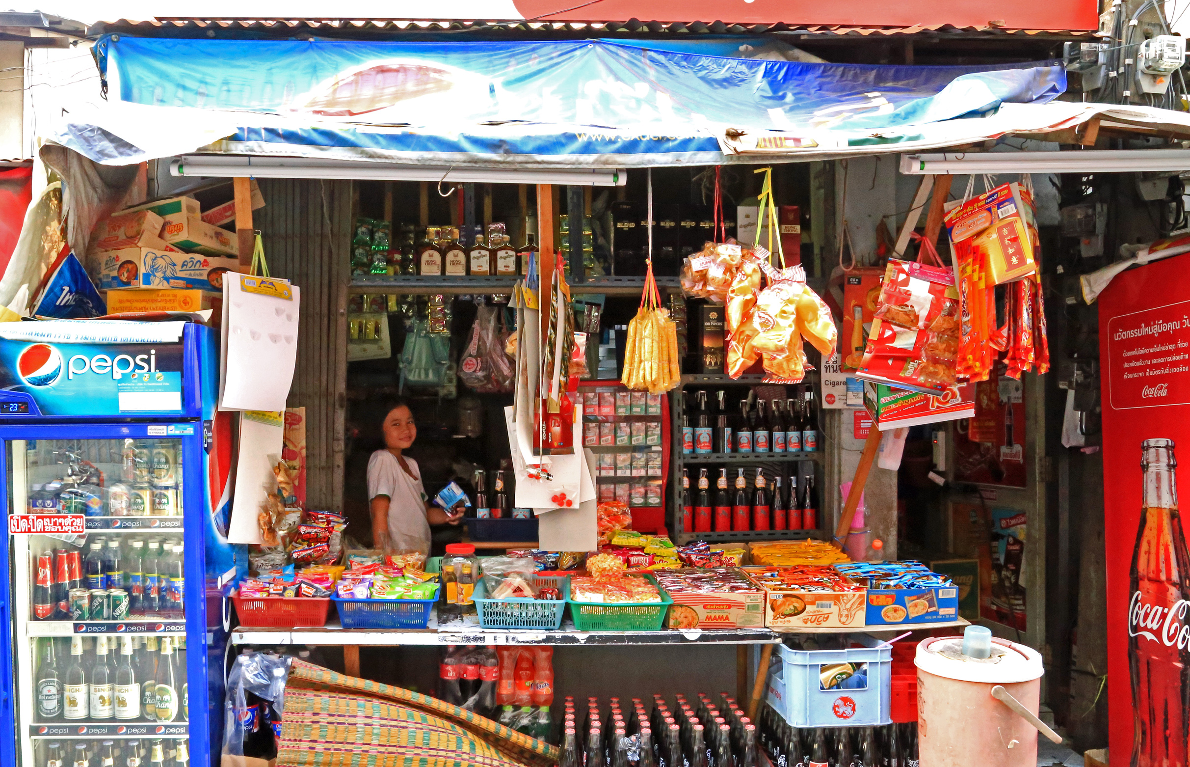 Thailand - Bangkok - 11 - Making Ends Meet